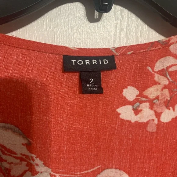 Torrid Floral Babydoll Top Blouse - Picture 4 of 4